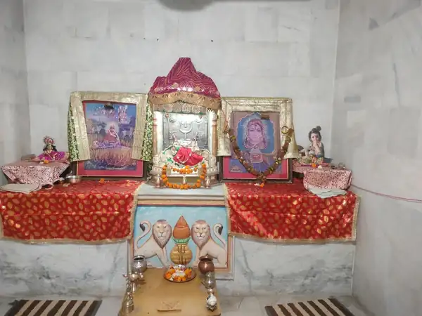 Shri Narayani Mandir and Dharmshala